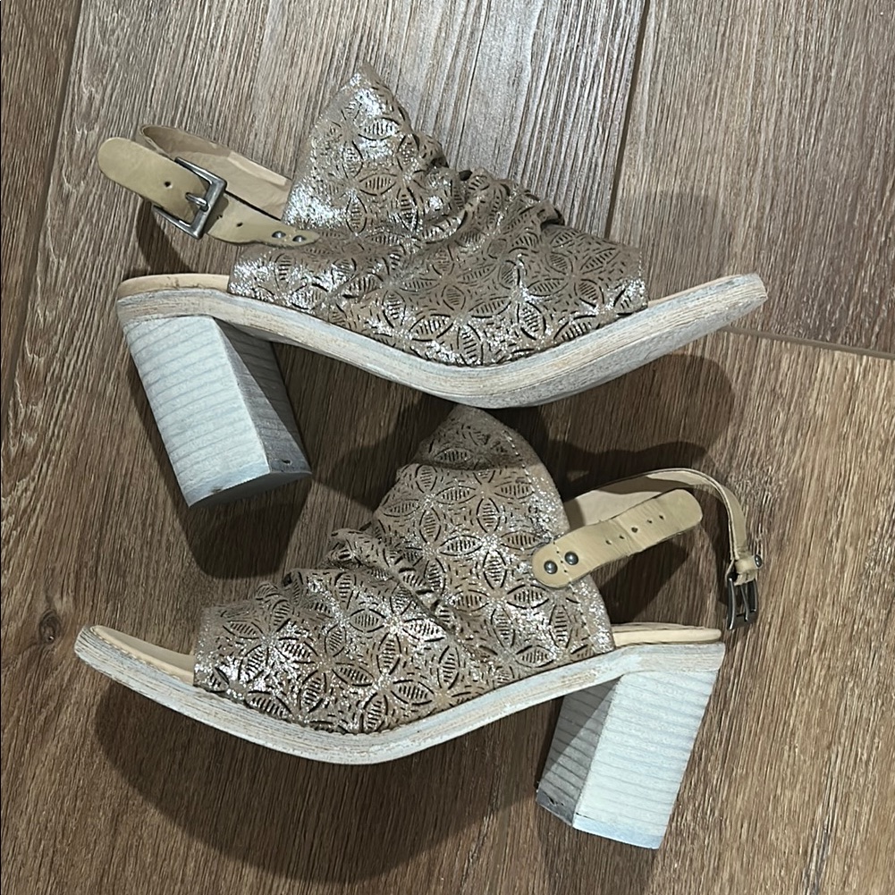 Naughty Monkey Brand Elegant Beige Womens Heeled Sandals New